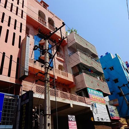 Sri Sai Residency 호텔 티루파티 외부 사진