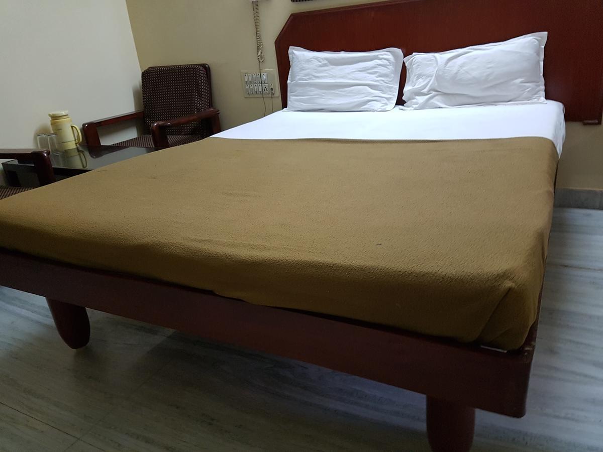 Sri Sai Residency 호텔 티루파티 외부 사진